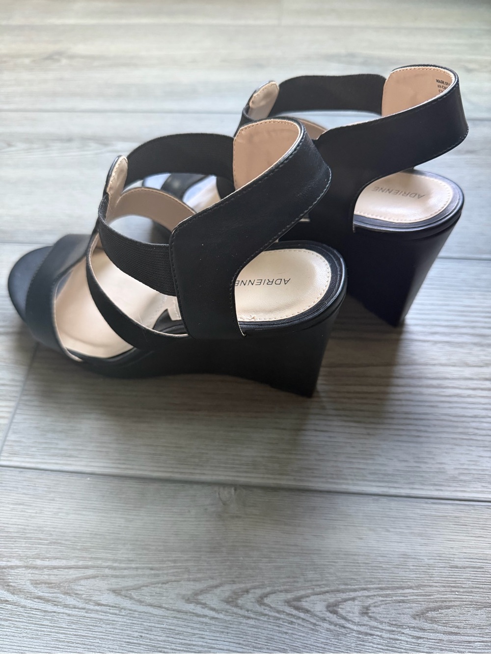 Adrienne Vittadini Black Comfort Wedge Sandals Elastic Slingback Size 7.5